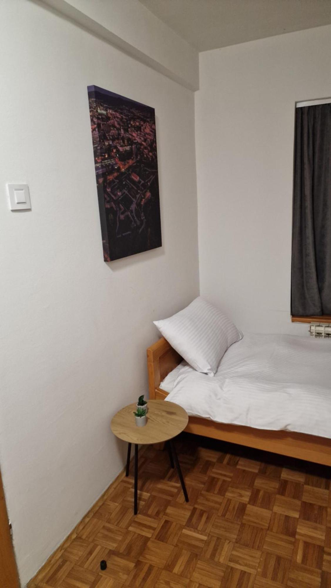 Olimpus Apartmani Bd Banjaluka Banja Luka Rum bild