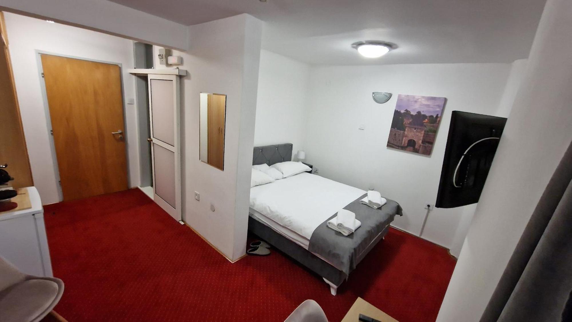 Olimpus Apartmani Bd Banjaluka Banja Luka Rum bild